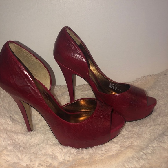 Jessica Simpson Pumps - Picture 1 of 3